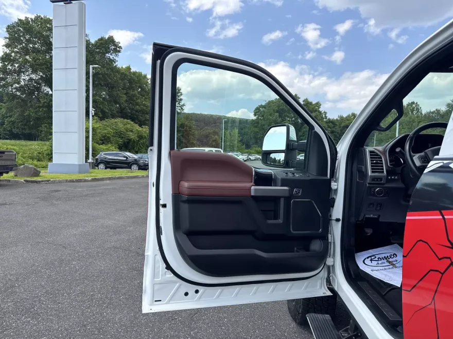 2020 Ford F-250 photo 1