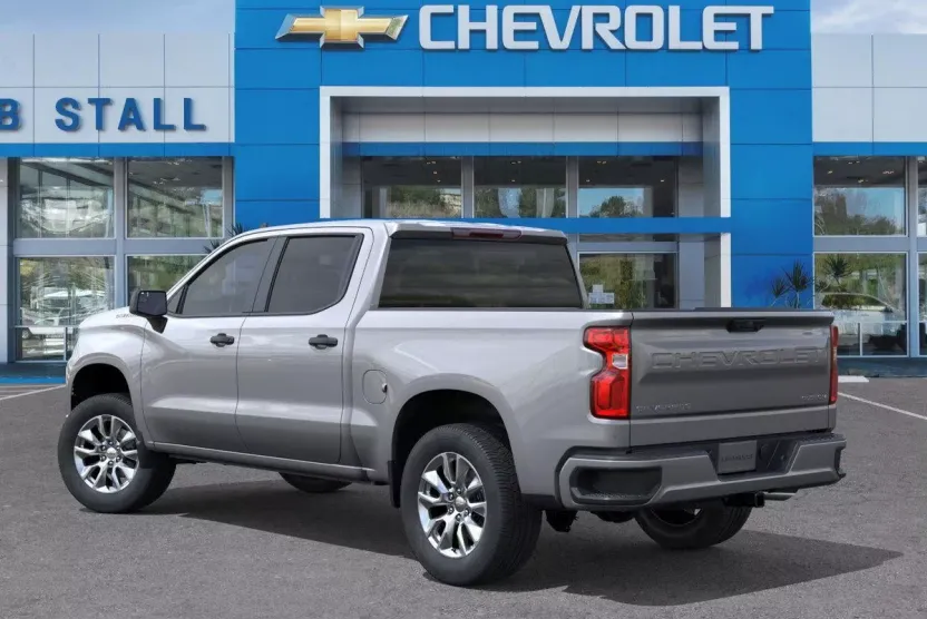 2026 Chevrolet Silverado 1500 Custom photo 1