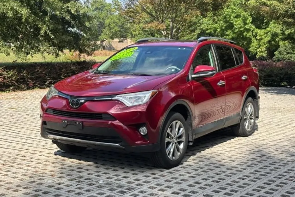 2018 Toyota RAV4 Limited Sport photo 1