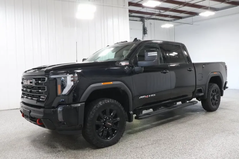 2024 Gmc Sierra HD AT4 photo 1