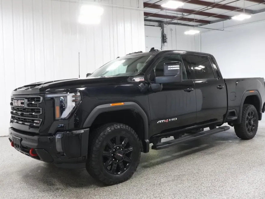 2024 Gmc Sierra HD AT4 photo 1