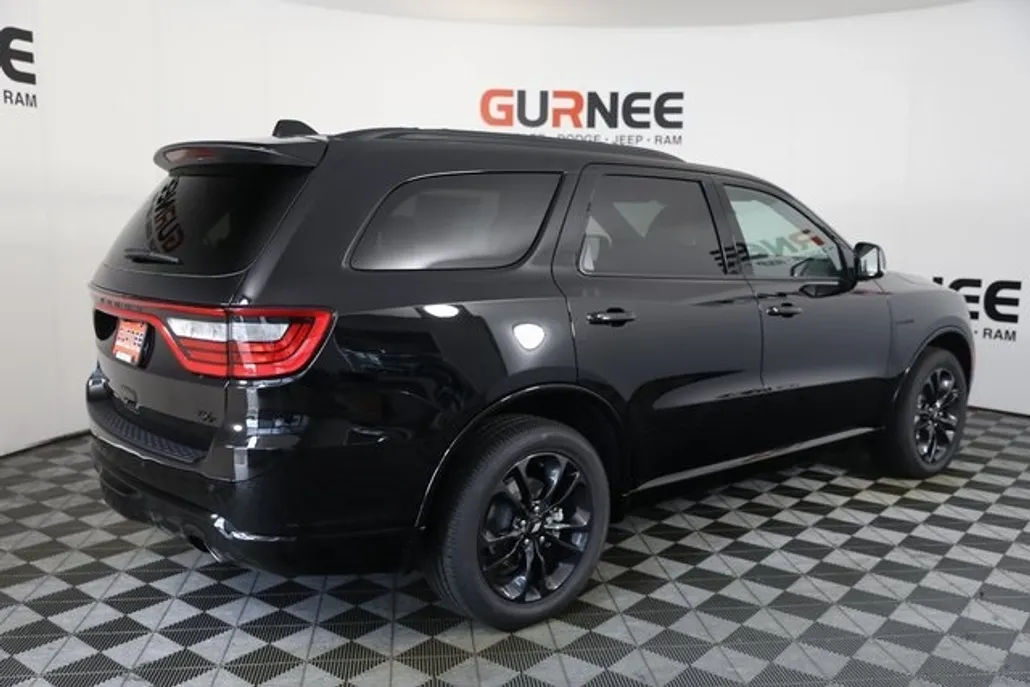 2025 Dodge Durango R/T Plus photo 1