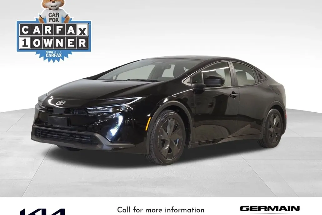 2024 Toyota Prius LE photo 1