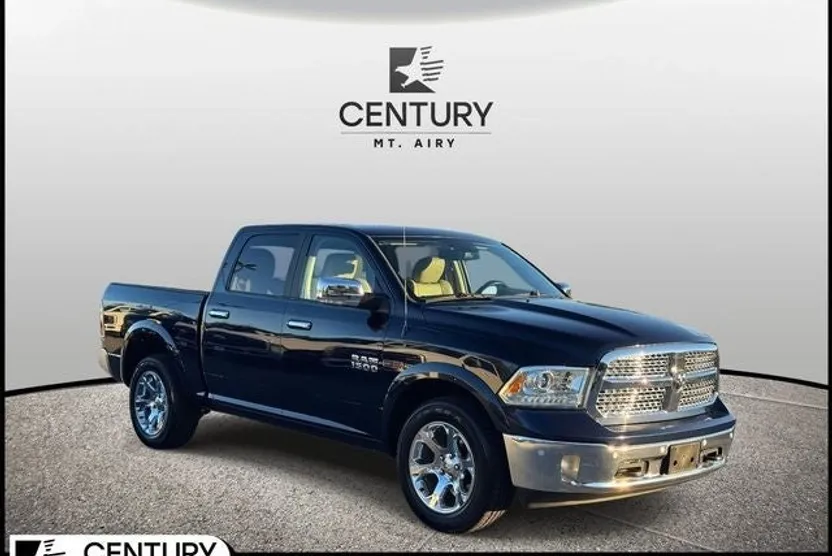 2017 Ram 1500 Laramie photo 1