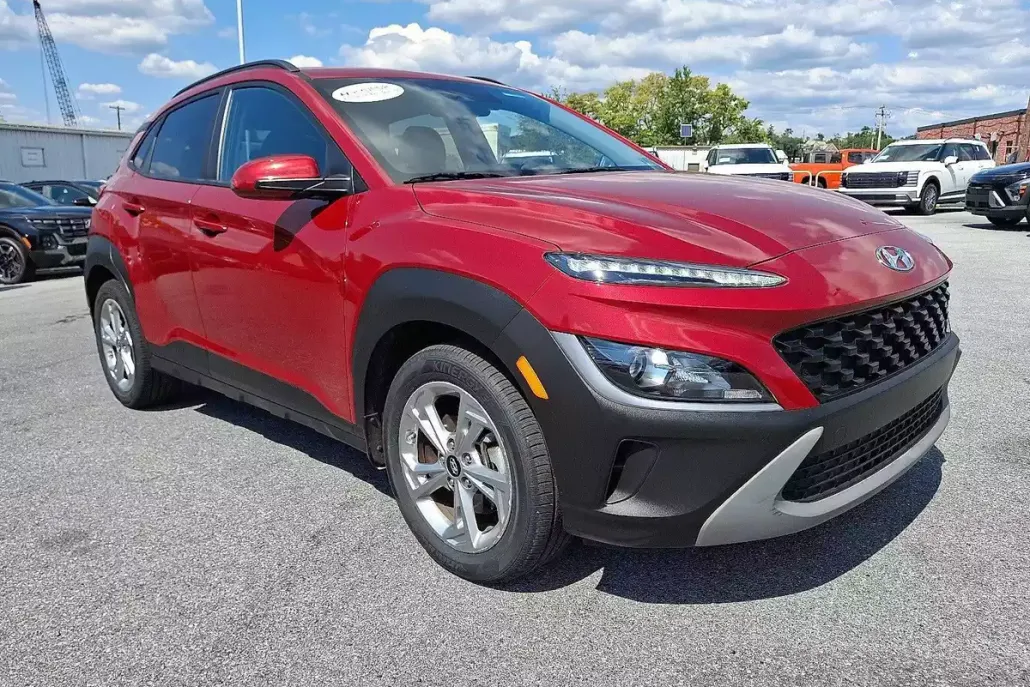 2023 Hyundai Kona SEL photo 1
