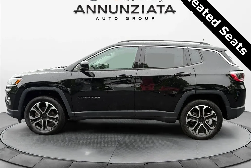 2022 Jeep Compass Limited photo 1