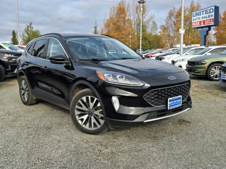 2020 Ford Escape Titanium Sport photo 1