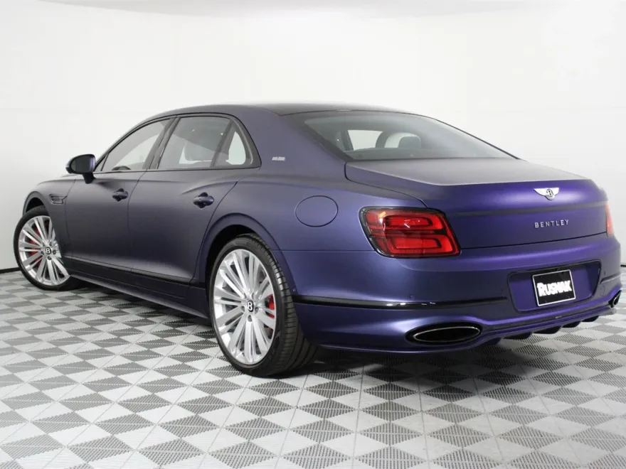 2025 Bentley Flying Spur Speed photo 1