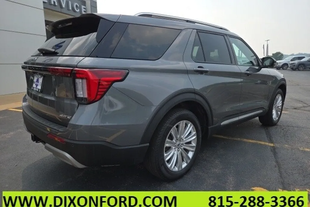 2025 Ford Explorer Platinum photo 1