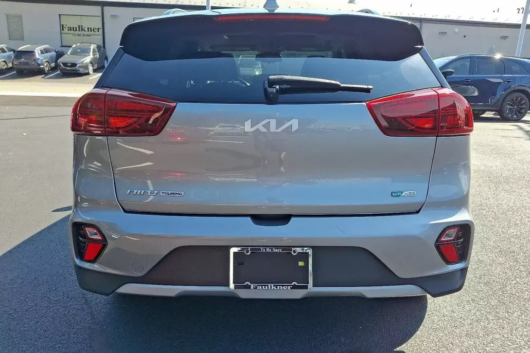 2022 Kia Niro Touring Special Edition photo 1