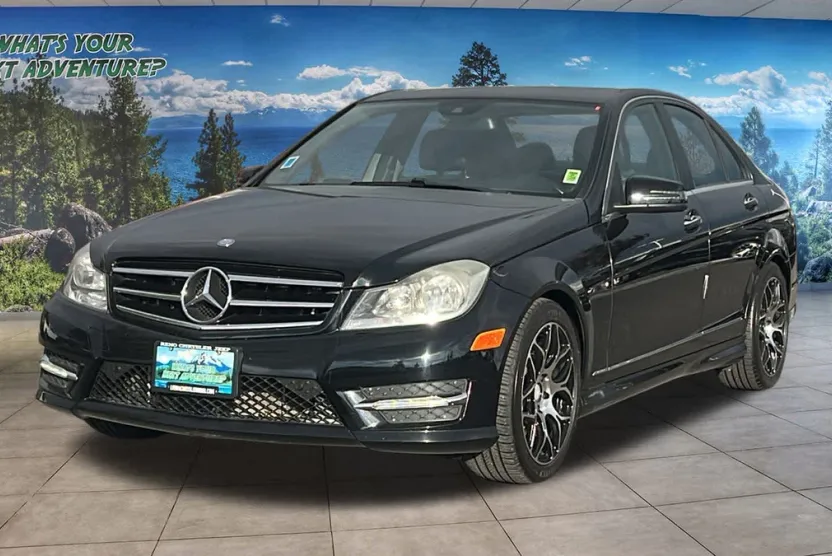 2014 Mercedes Benz C 300 Luxury Sedan photo 1