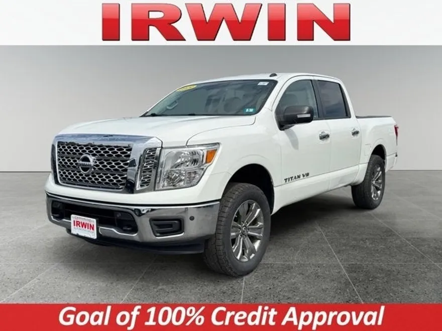 2019 Nissan Titan SV photo 1