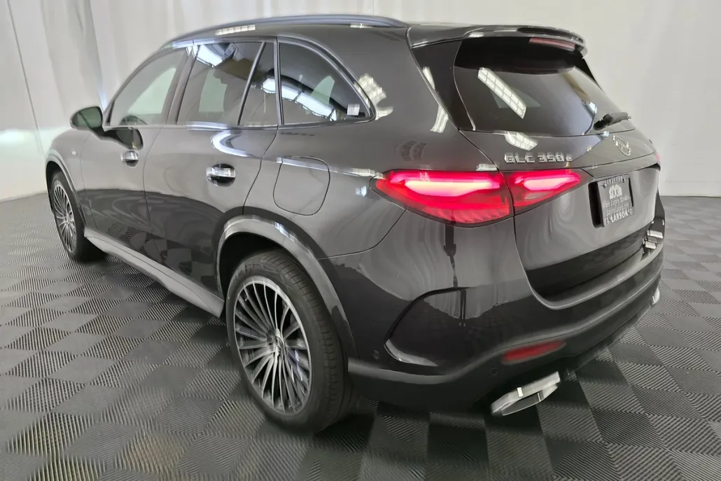2025 Mercedes Benz GLC 350e 4MATIC photo 1