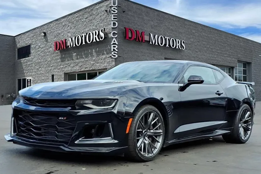 2023 Chevrolet Camaro ZL1 photo 1