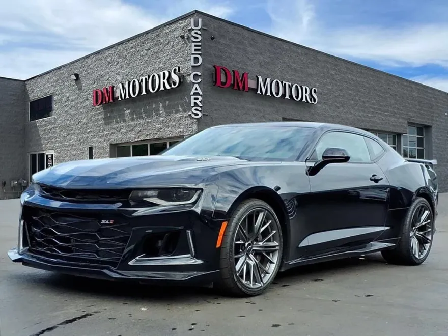 2023 Chevrolet Camaro ZL1 photo 1