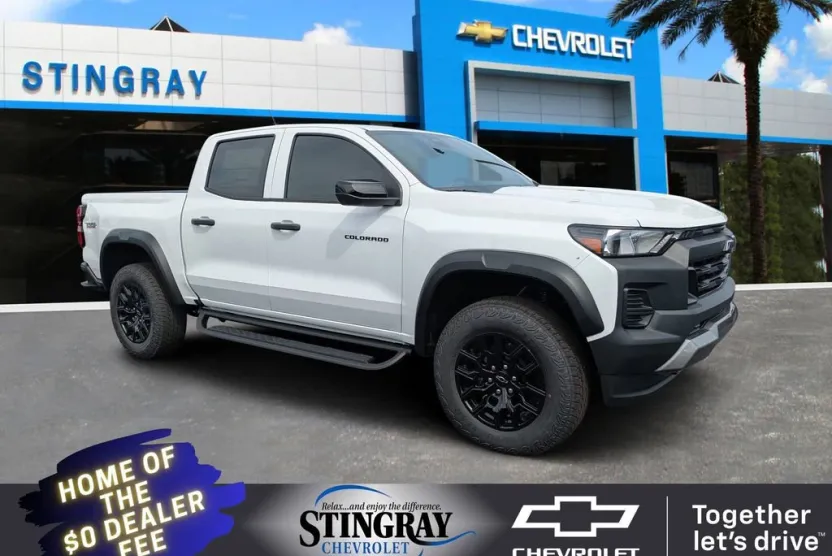 2026 Chevrolet Colorado Trail Boss photo 1