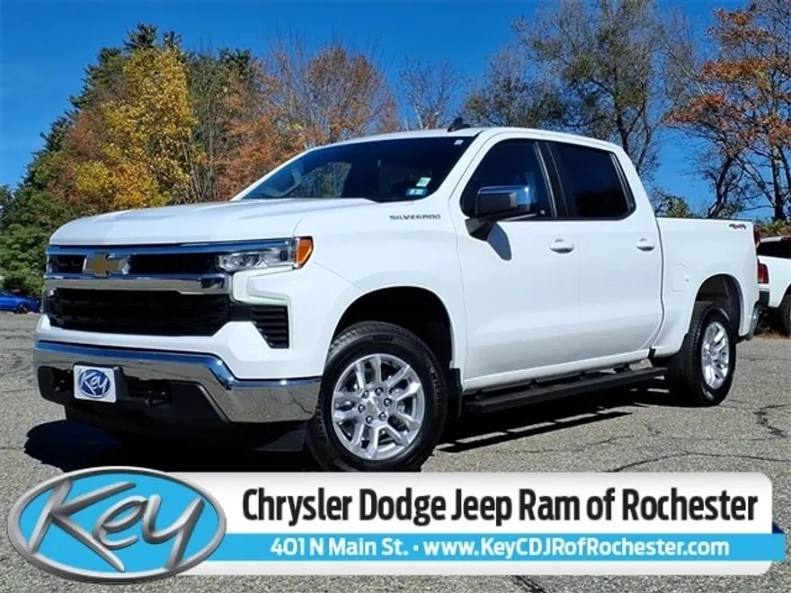 2022 Chevrolet Silverado 1500 LT photo 1