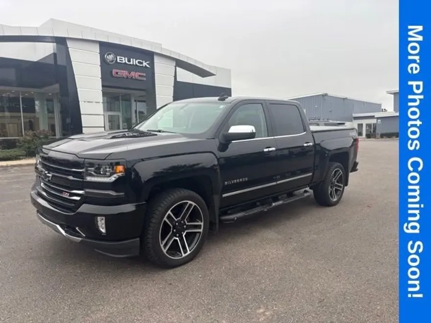 2017 Chevrolet Silverado 1500 LTZ photo 1