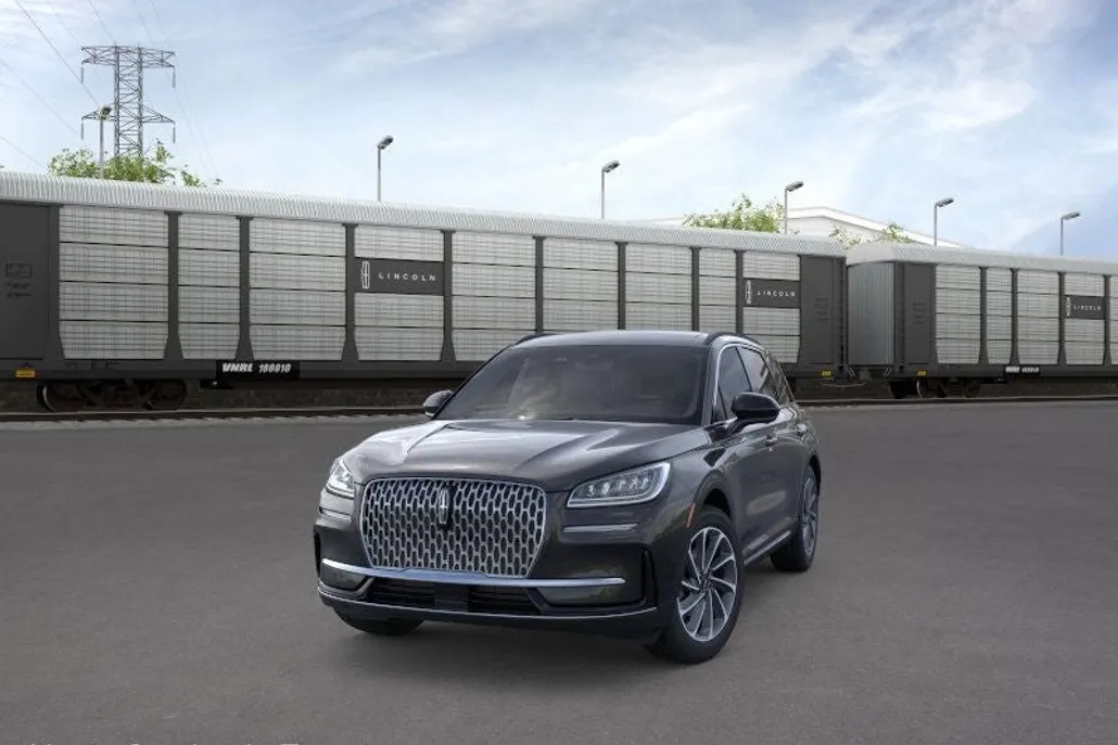 2025 Lincoln Corsair Premiere photo 1