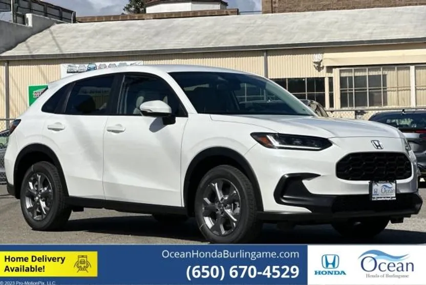 2026 Honda HR-V LX photo 1