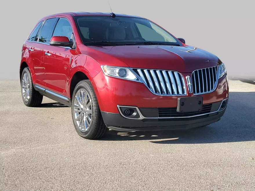 2013 Lincoln MKX Base photo 1