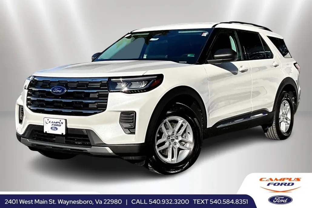 2025 Ford Explorer photo 1