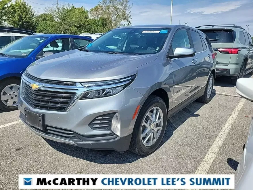 2024 Chevrolet Equinox LT photo 1