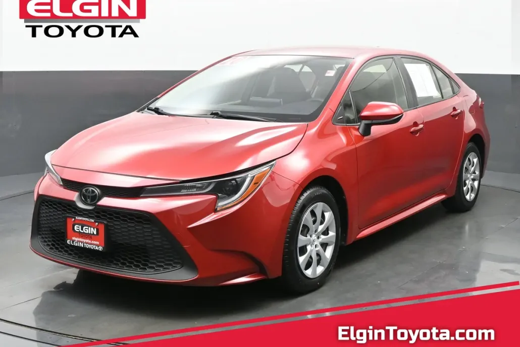 2020 Toyota Corolla LE photo 1
