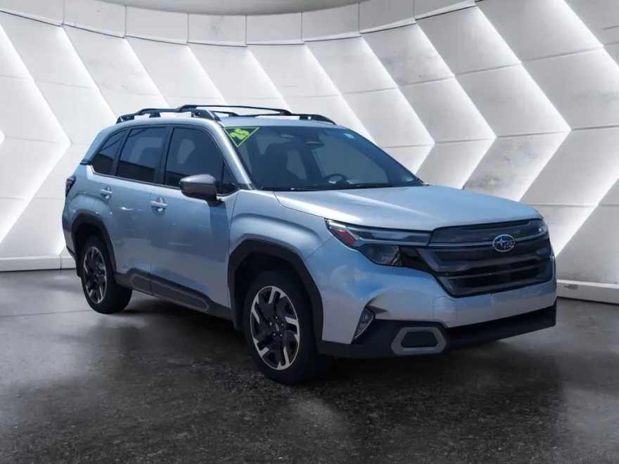 2025 Subaru Forester Limited photo 1