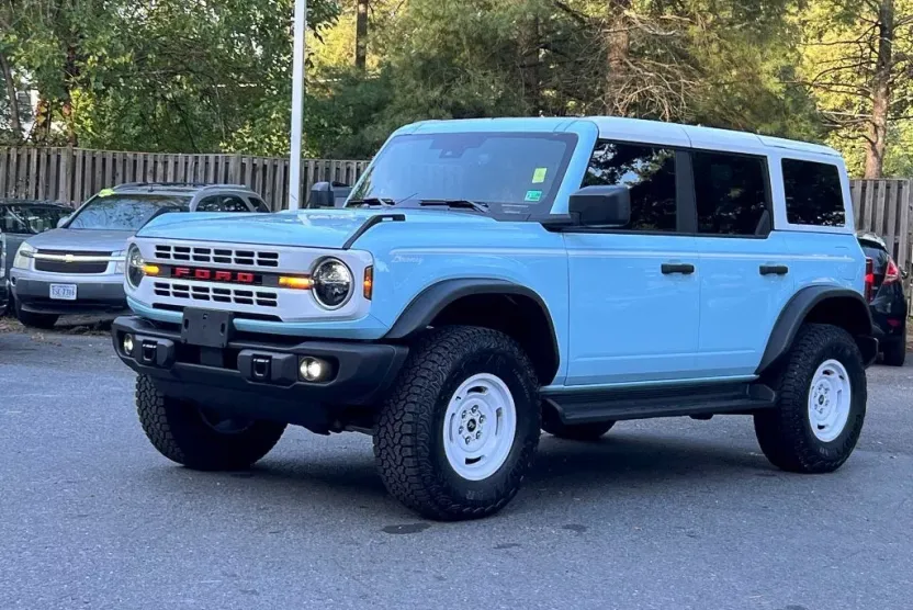 2025 Ford Bronco Heritage First Edition photo 1