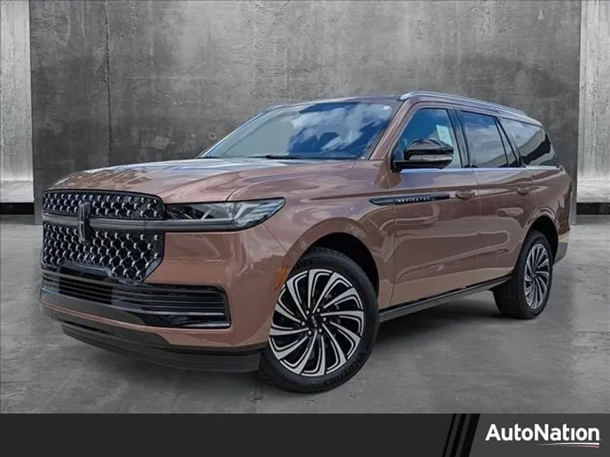 2025 Lincoln Navigator Black Label photo 1