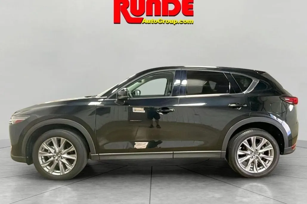 2021 Mazda CX-5 Grand Touring Sport photo 1