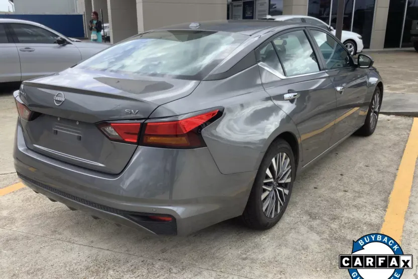 2024 Nissan Altima 2.5 SV photo 1