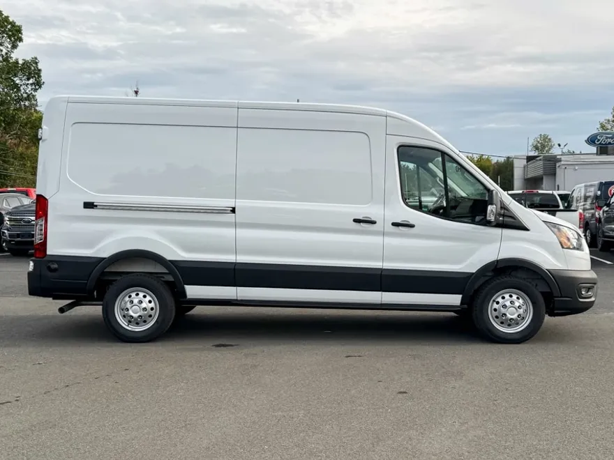 2025 Ford Transit photo 1