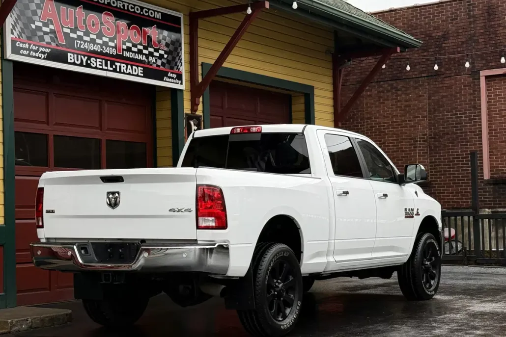 2018 Ram 3500 SLT photo 1