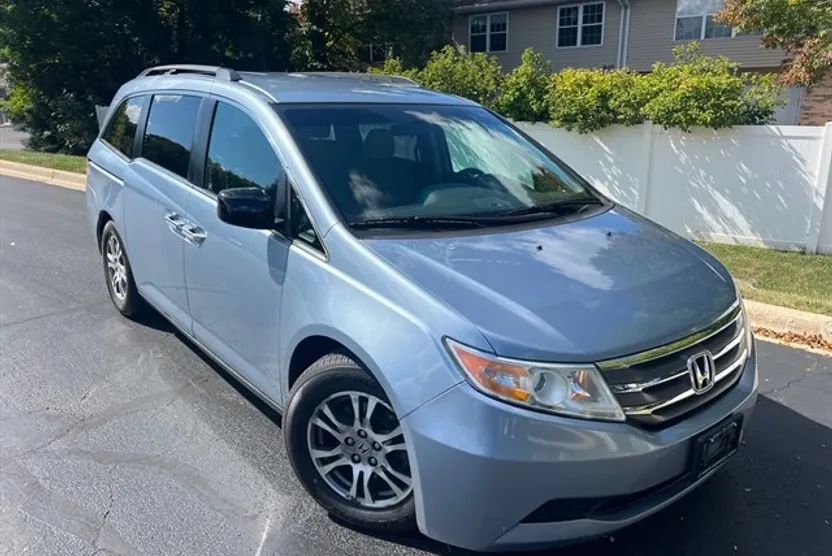 2012 Honda Odyssey EX photo 1