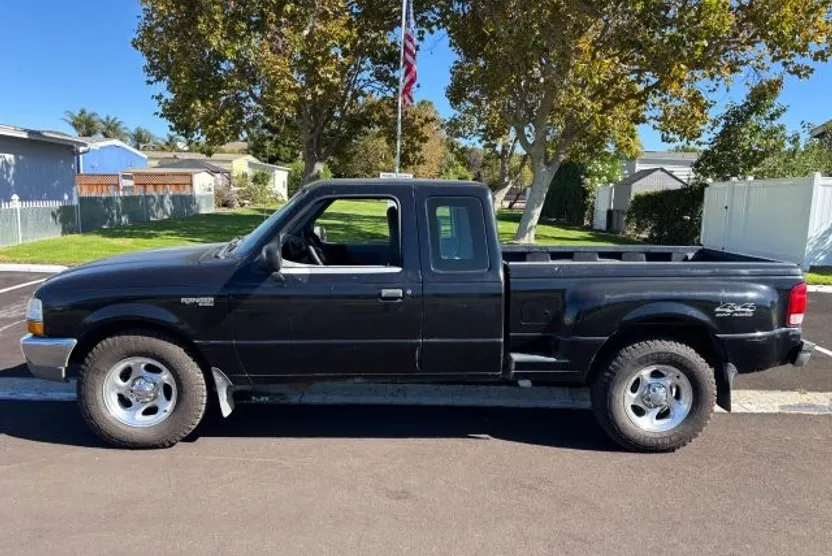 2000 Ford Ranger photo 1