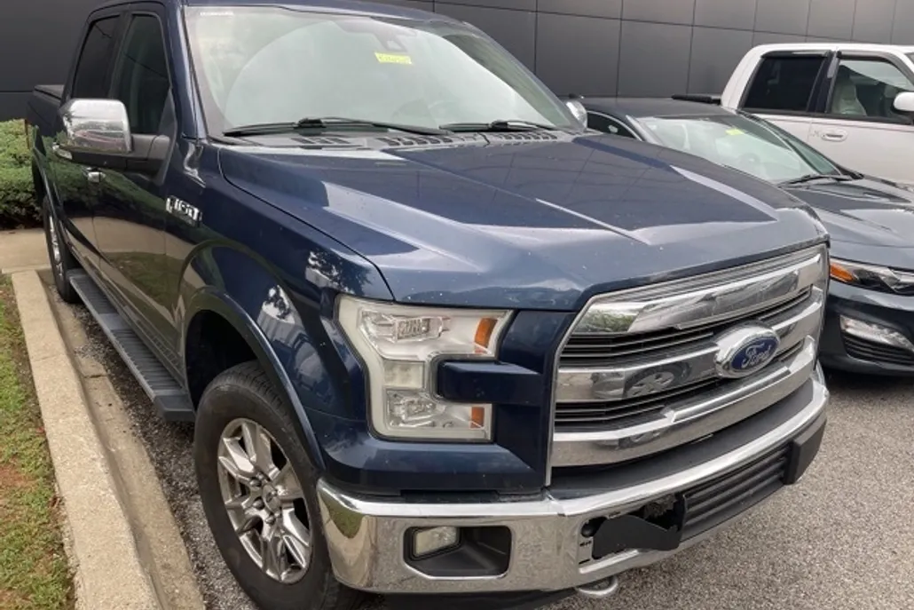 2016 Ford F-150 Lariat photo 1