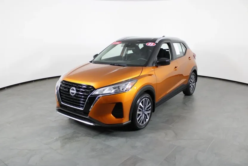 2023 Nissan Kicks SV photo 1