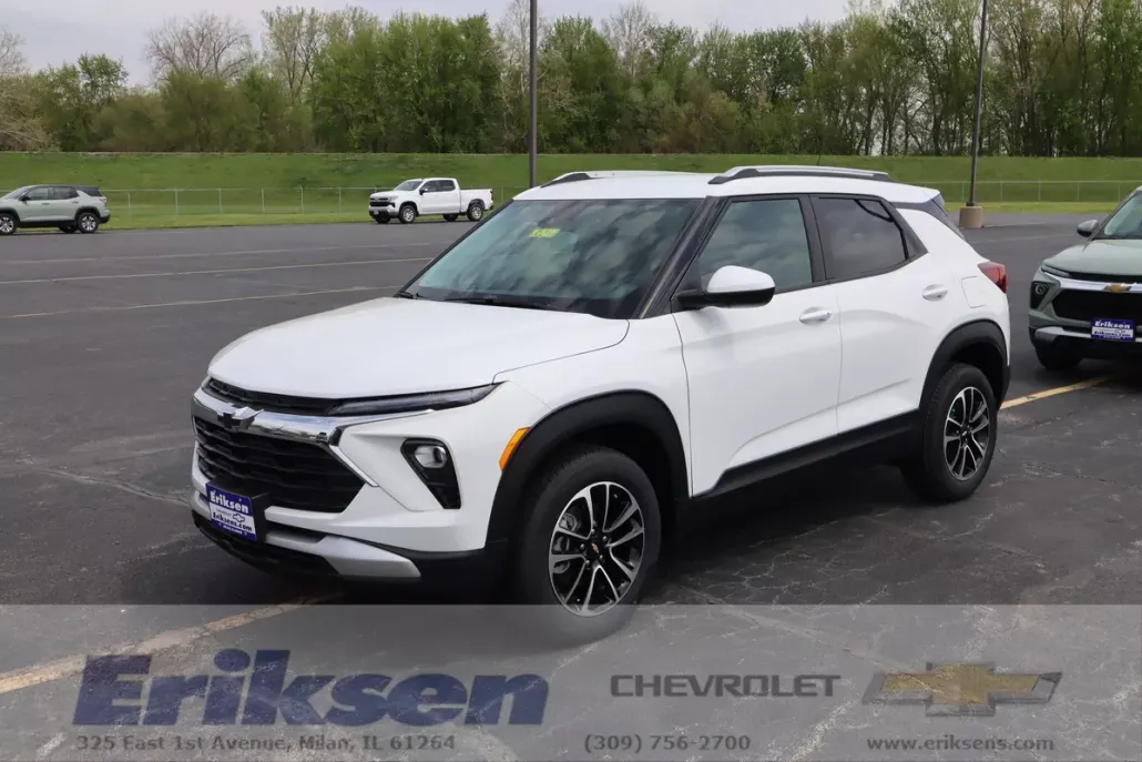 2025 Chevrolet Trailblazer LT photo 1
