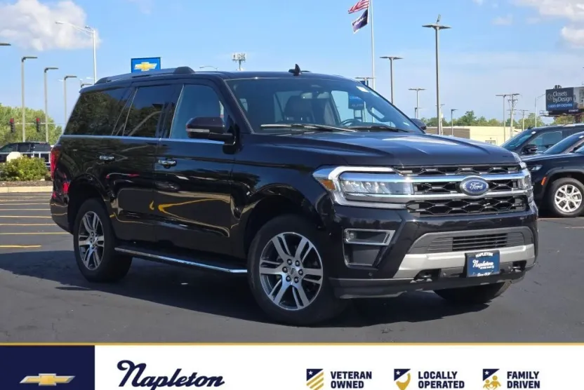 2022 Ford Expedition Limited photo 1