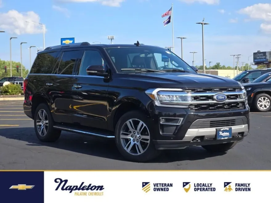 2022 Ford Expedition Limited photo 1
