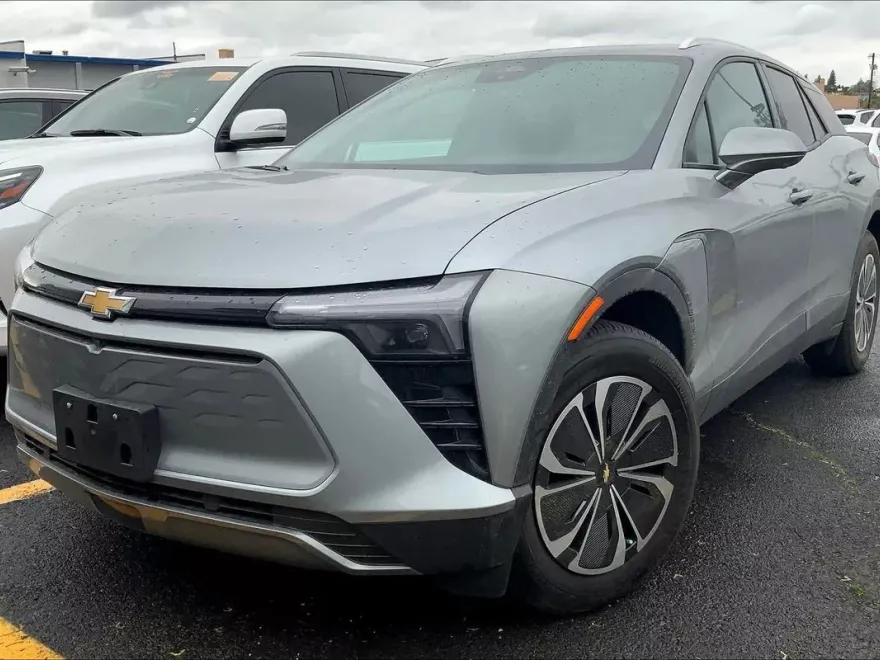 2024 Chevrolet Blazer EV photo 1