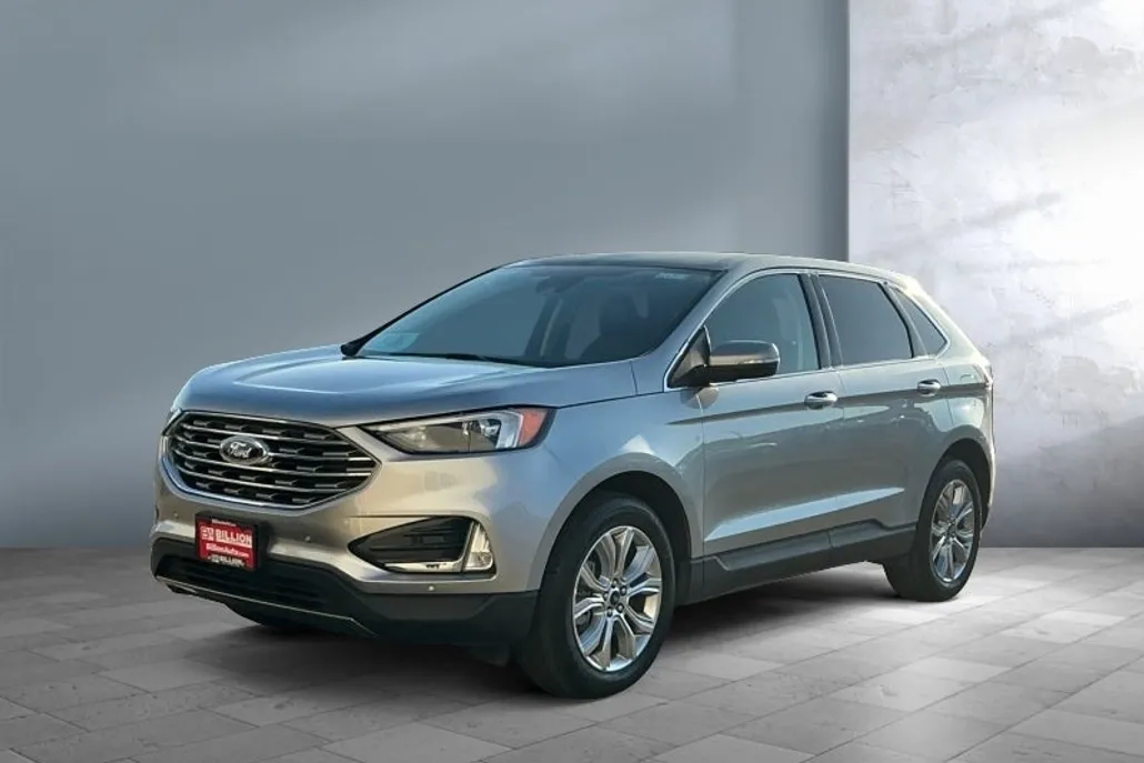 2024 Ford Edge Titanium photo 1