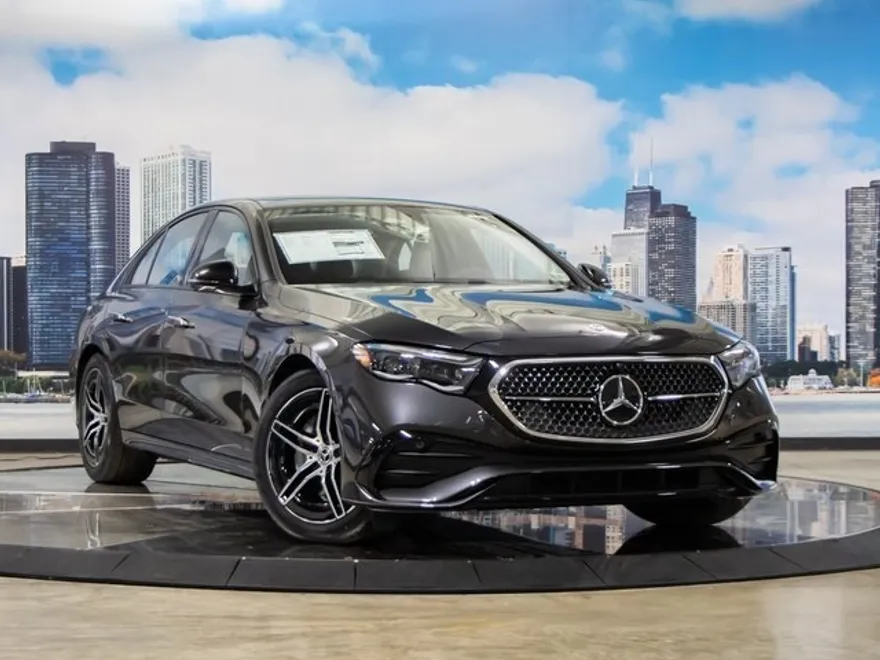 2026 Mercedes Benz E 350 4MATIC photo 1