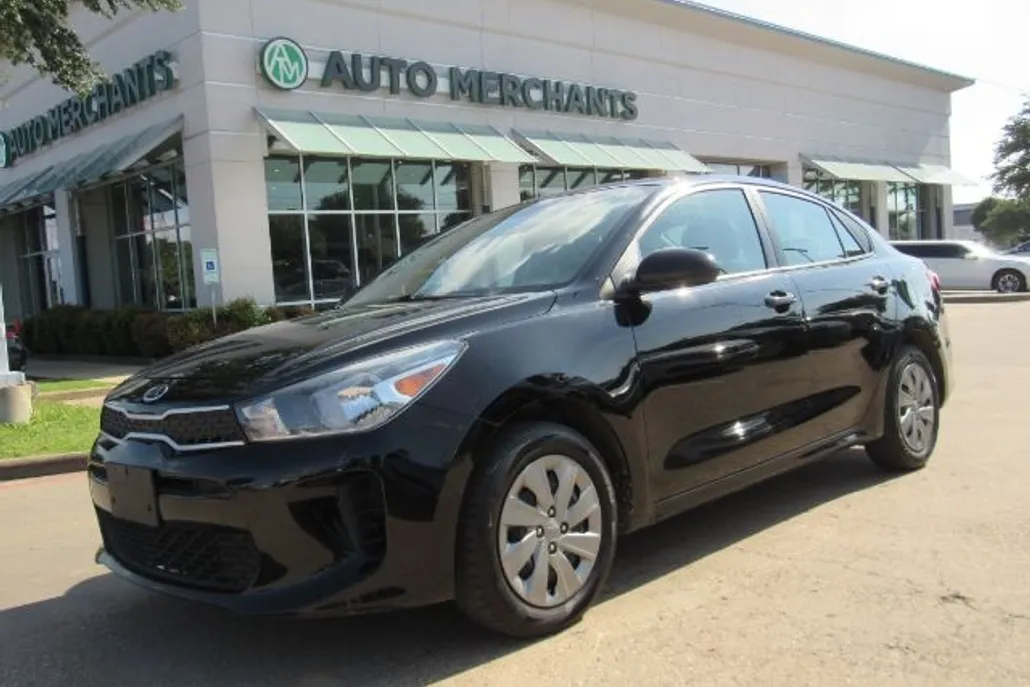 2020 Kia Rio LX photo 1