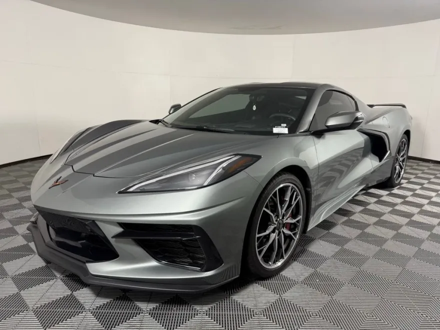 2023 Chevrolet Corvette Stingray 2LT photo 1