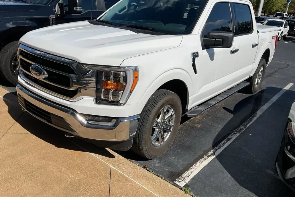 2021 Ford F-150 XLT photo 1