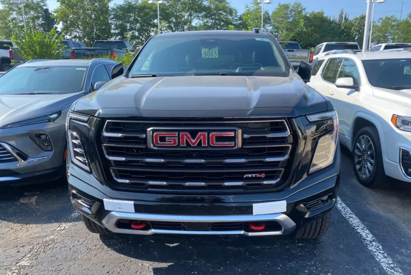 2025 Gmc Yukon XL AT4 Ultimate photo 1