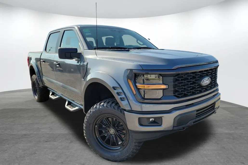 2025 Ford F-150 STX photo 1
